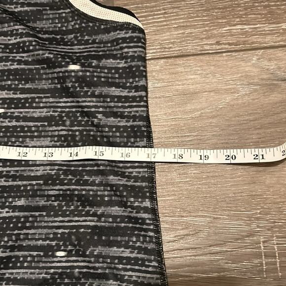 Champion Duo Dry - 2 Workout tops Size Medium - Picture 6 of 13